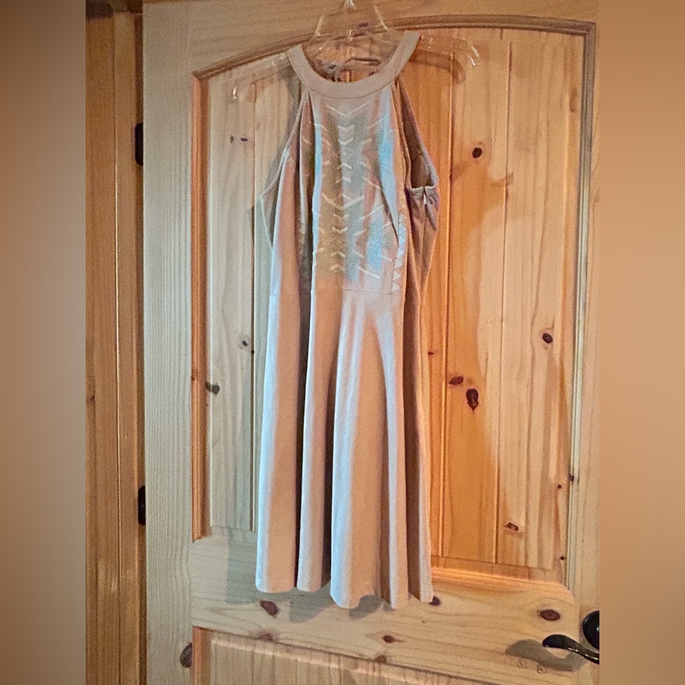 Ariat Beige Sleeveless Dress